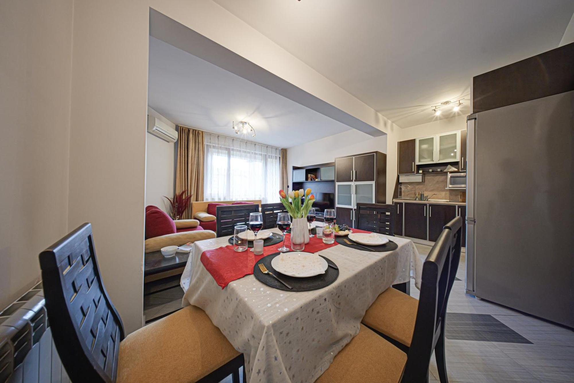 Southpark Luxe - Free Underground Parking Apartment Sofia